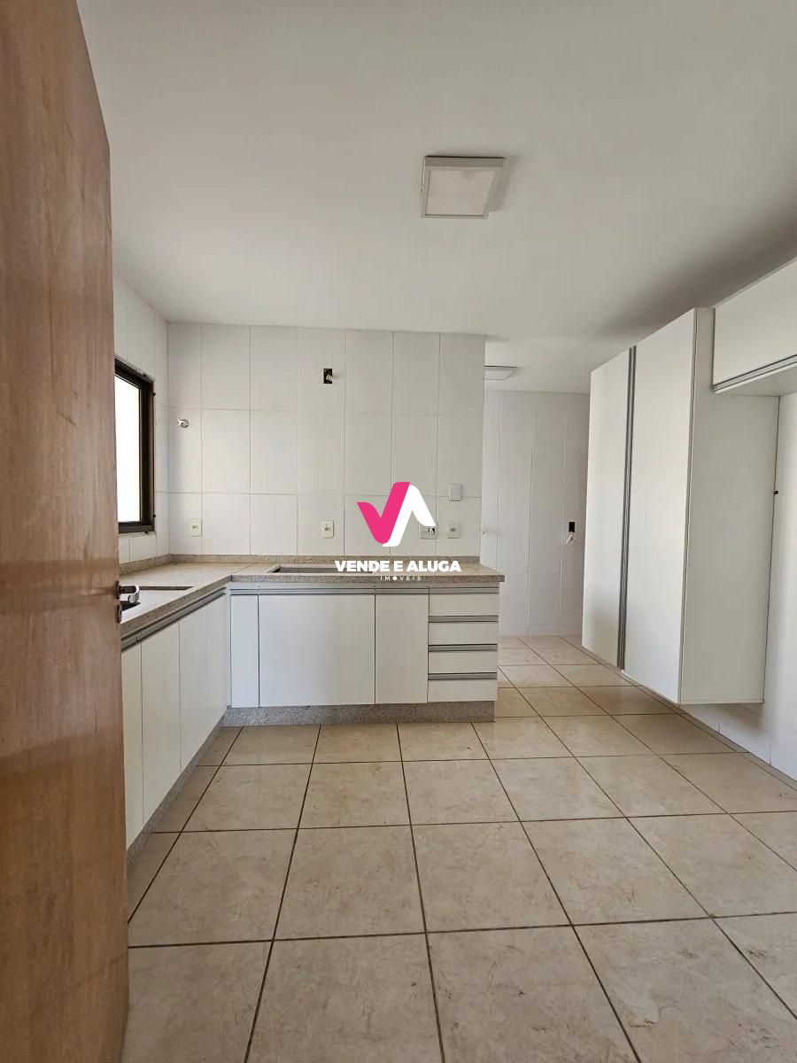 Apartamento à venda com 3 quartos, 123m² - Foto 7