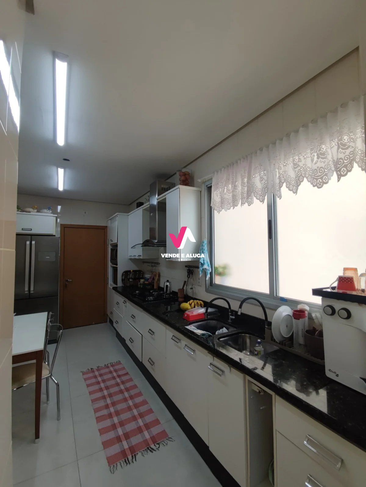 Apartamento à venda com 3 quartos, 147m² - Foto 11