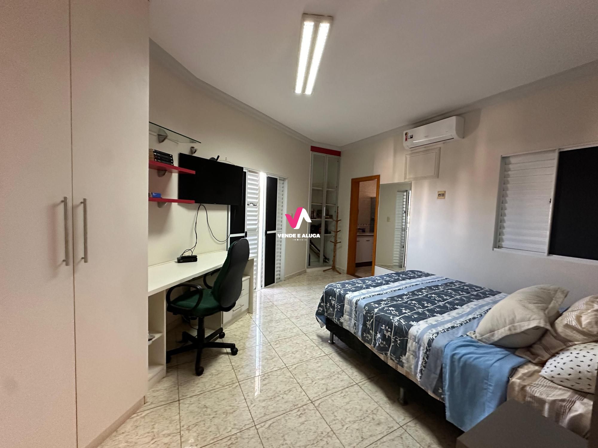 Casa de Condomínio à venda com 3 quartos, 422m² - Foto 23