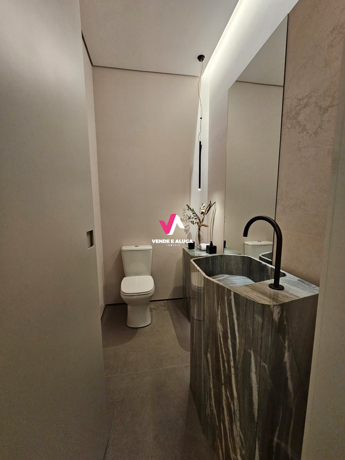 Apartamento à venda com 4 quartos, 230m² - Foto 6