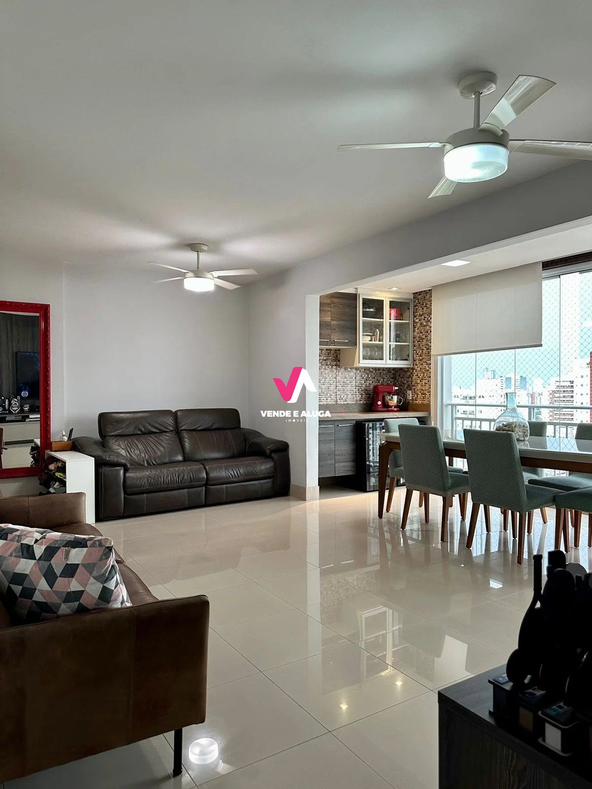 Apartamento à venda com 3 quartos, 117m² - Foto 6