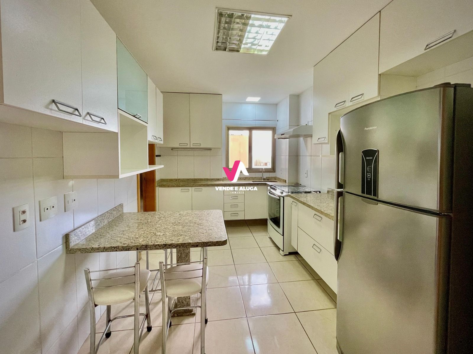 Apartamento à venda com 3 quartos, 138m² - Foto 10