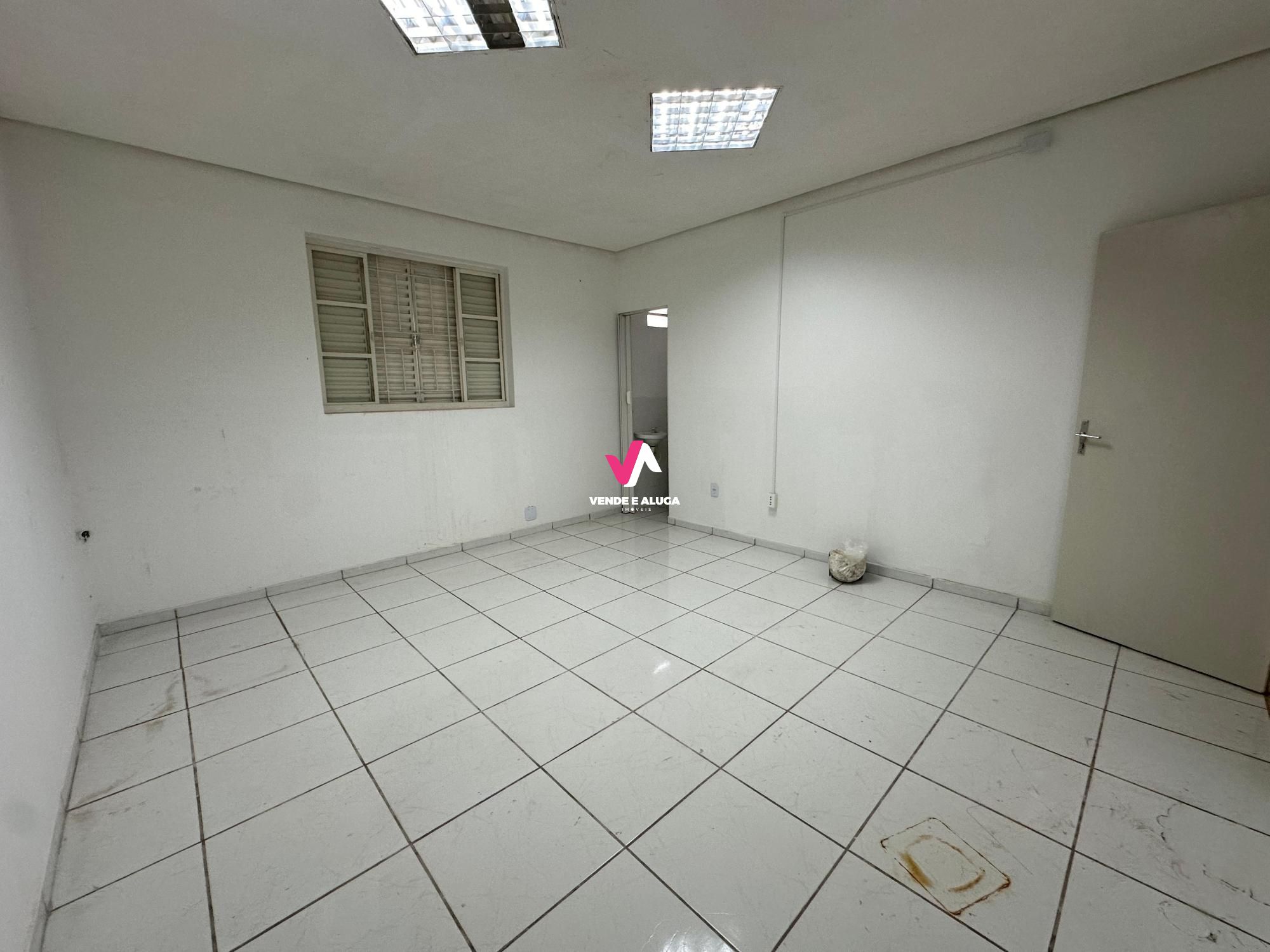 Loja-Salão para alugar com 10 quartos, 615m² - Foto 10