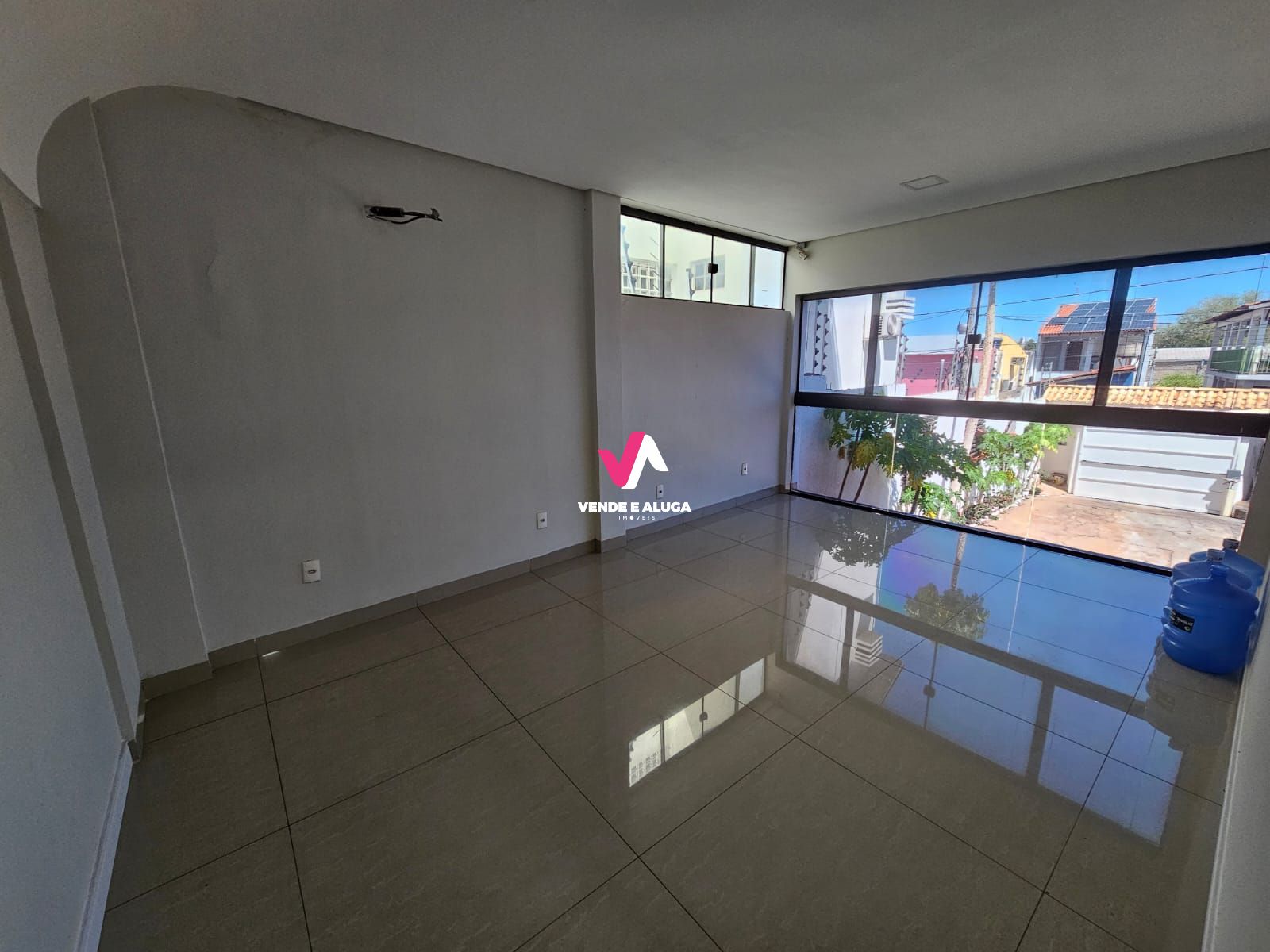 Casa à venda com 5 quartos, 450m² - Foto 4