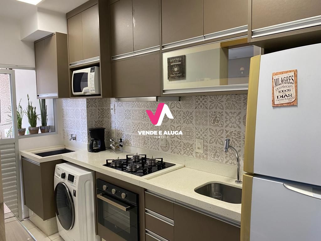 Apartamento à venda com 3 quartos, 76m² - Foto 4