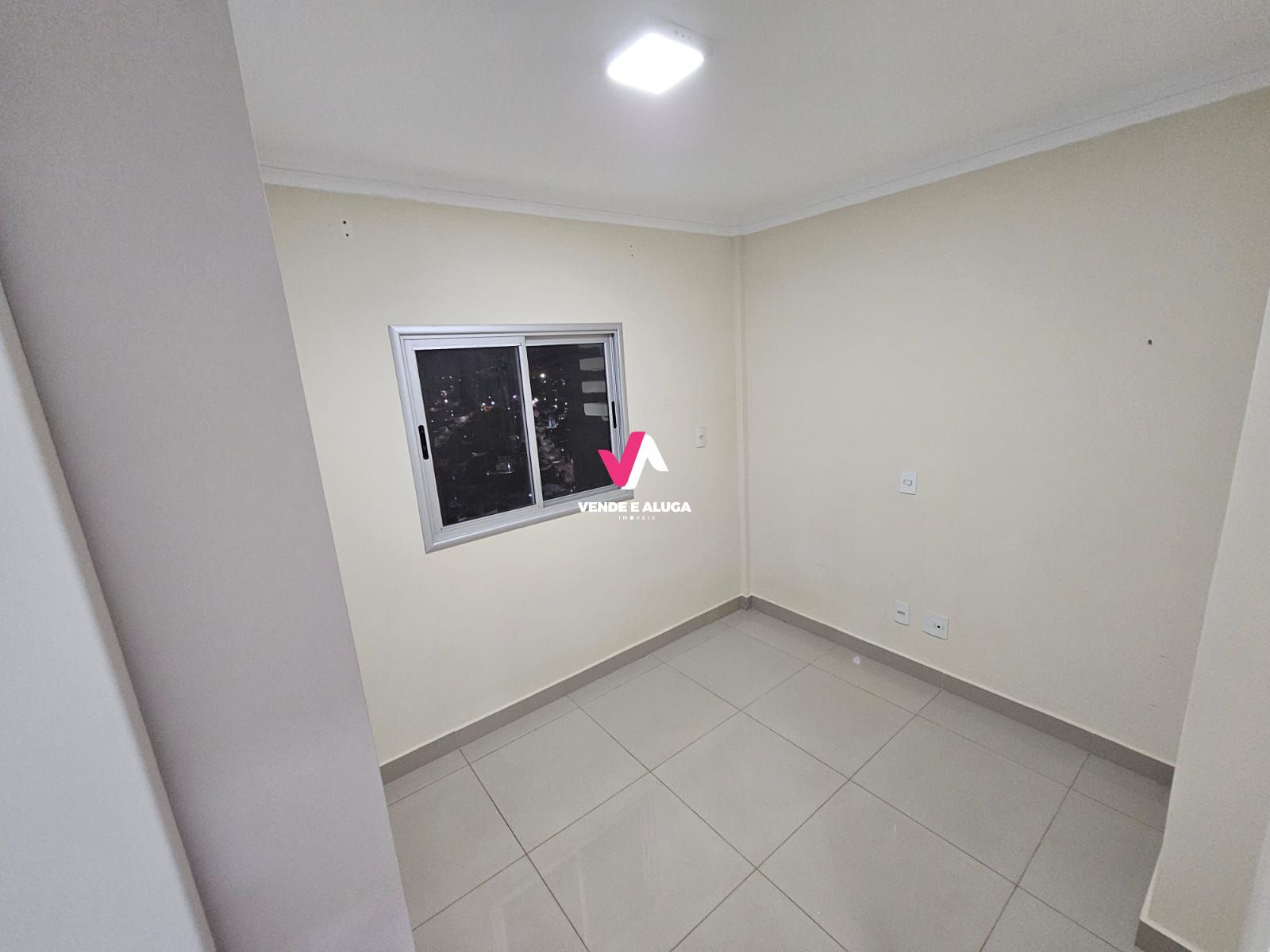 Apartamento à venda com 3 quartos, 76m² - Foto 12