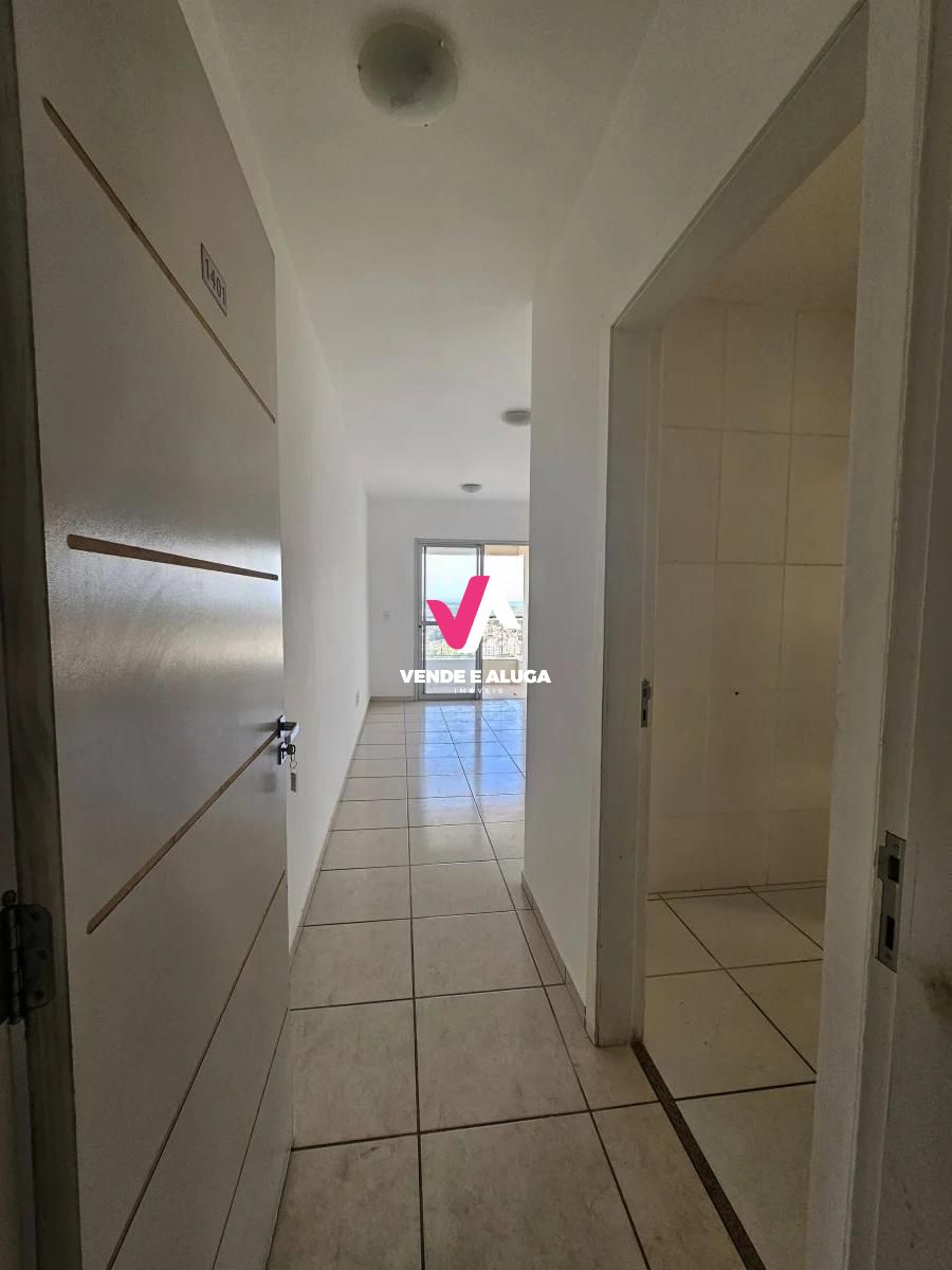 Apartamento à venda com 3 quartos, 76m² - Foto 3