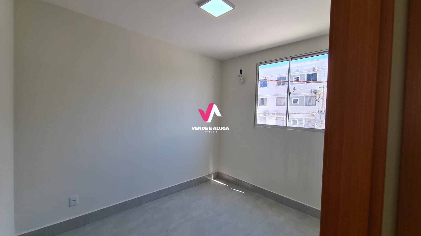 Apartamento à venda com 2 quartos, 40m² - Foto 7