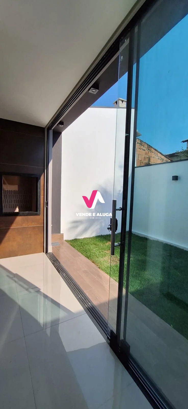 Casa à venda com 3 quartos, 116m² - Foto 12