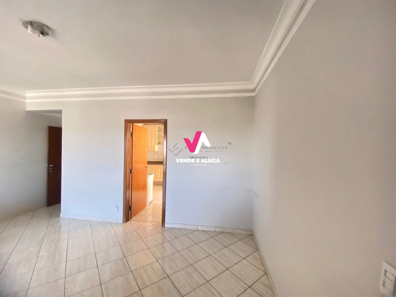 Apartamento à venda com 3 quartos, 121m² - Foto 5