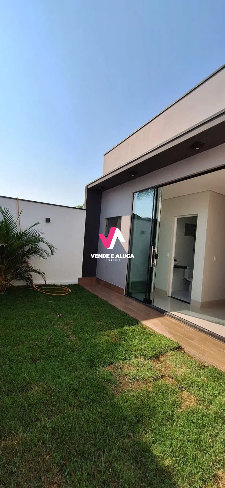 Casa à venda com 3 quartos, 116m² - Foto 11