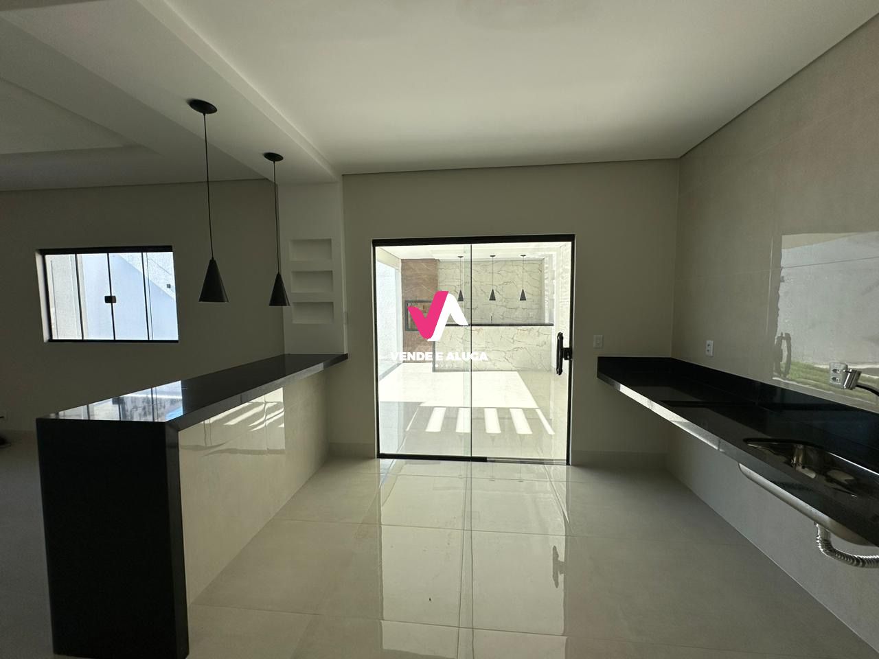 Casa à venda com 3 quartos, 189m² - Foto 13