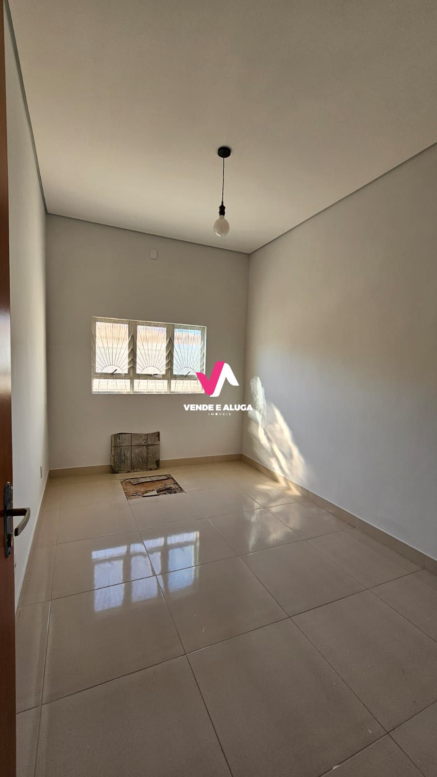 Casa à venda com 3 quartos, 100m² - Foto 18