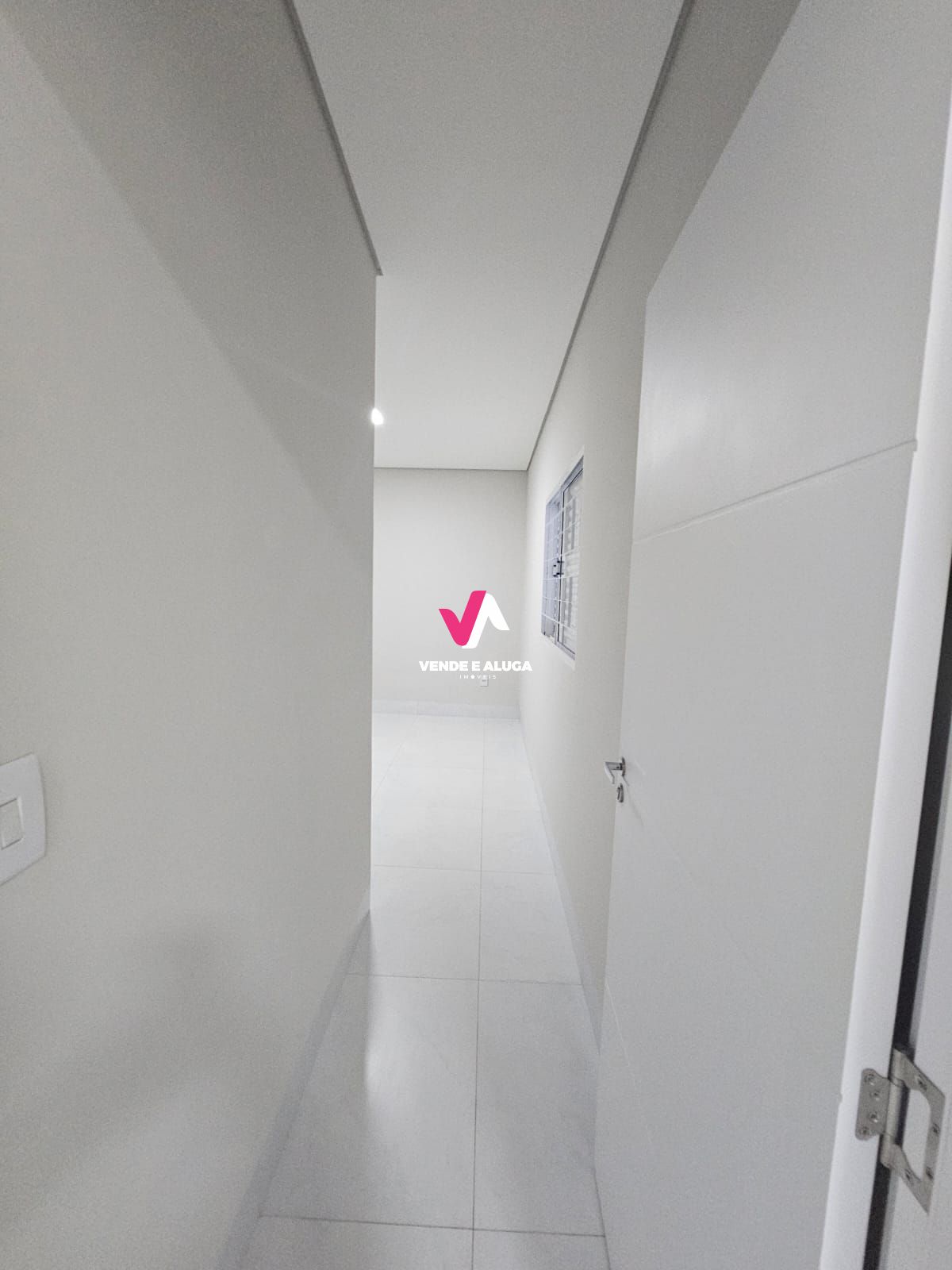 Casa à venda com 3 quartos, 96m² - Foto 11