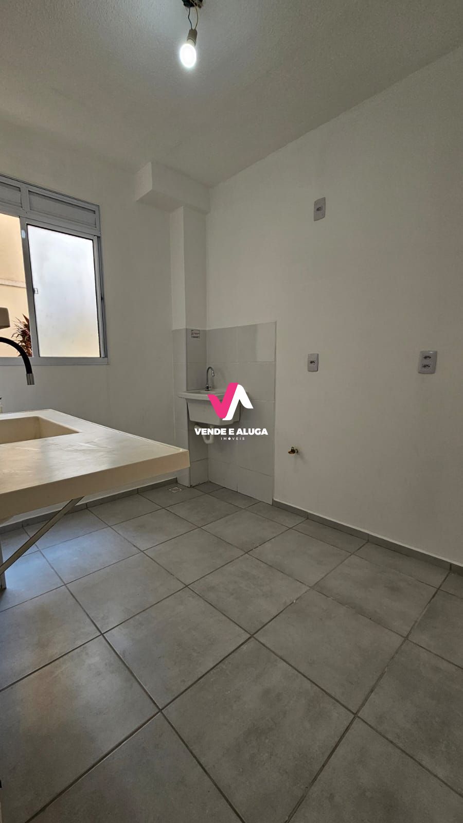 Apartamento à venda com 2 quartos, 40m² - Foto 3