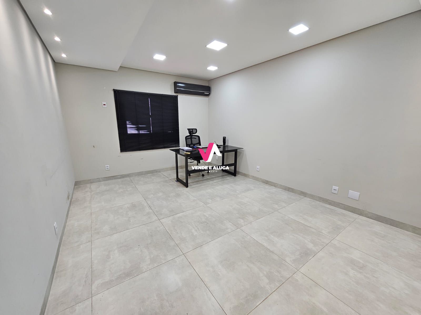 Prédio Inteiro à venda com 5 quartos, 160m² - Foto 15