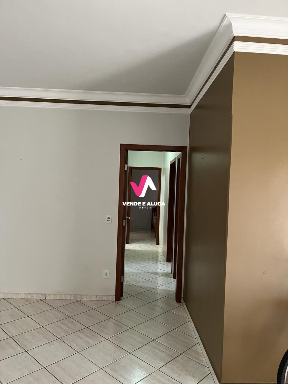 Apartamento à venda com 3 quartos, 121m² - Foto 5