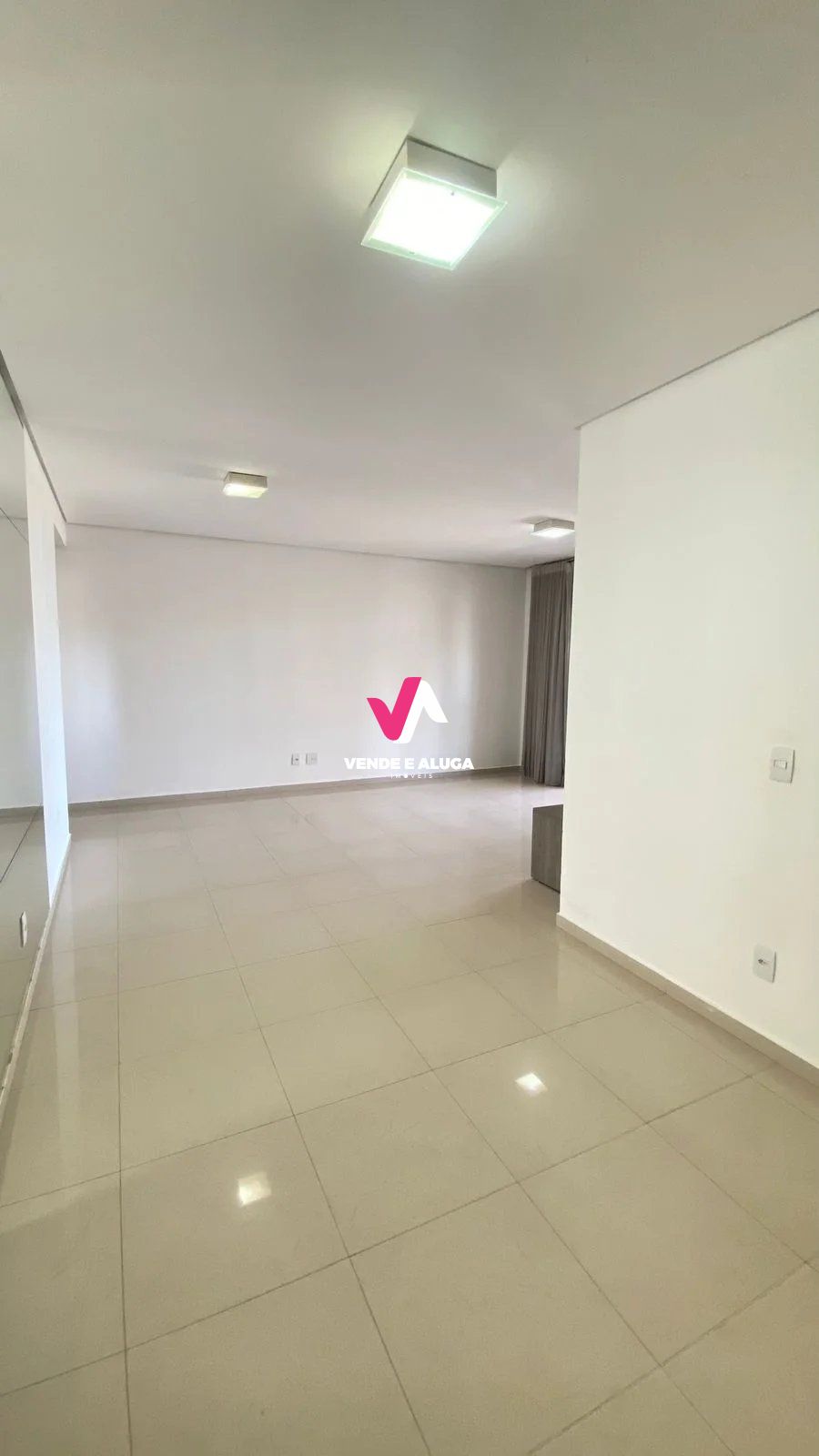 Apartamento à venda com 3 quartos, 125m² - Foto 4