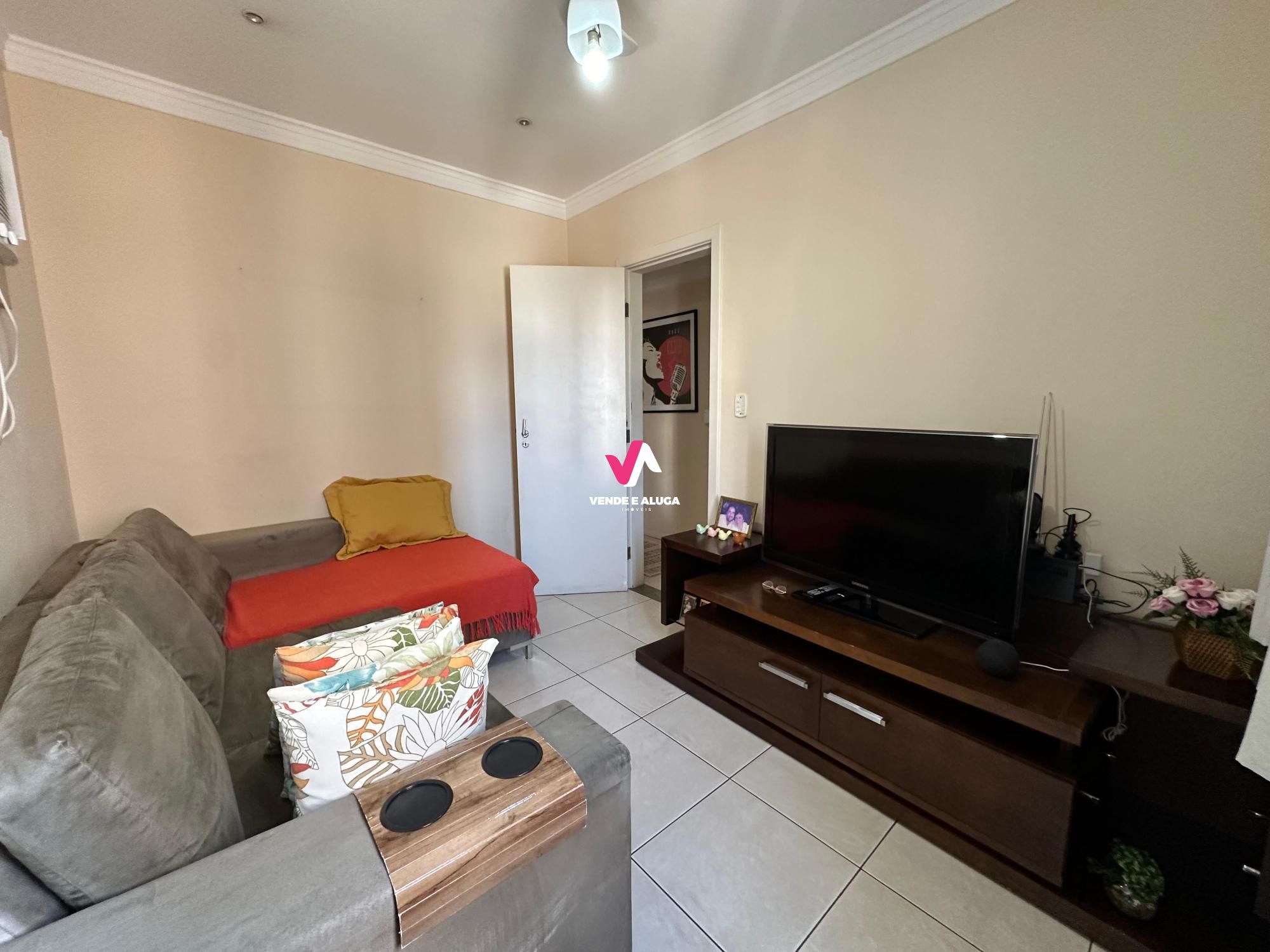 Apartamento à venda com 3 quartos, 115m² - Foto 9