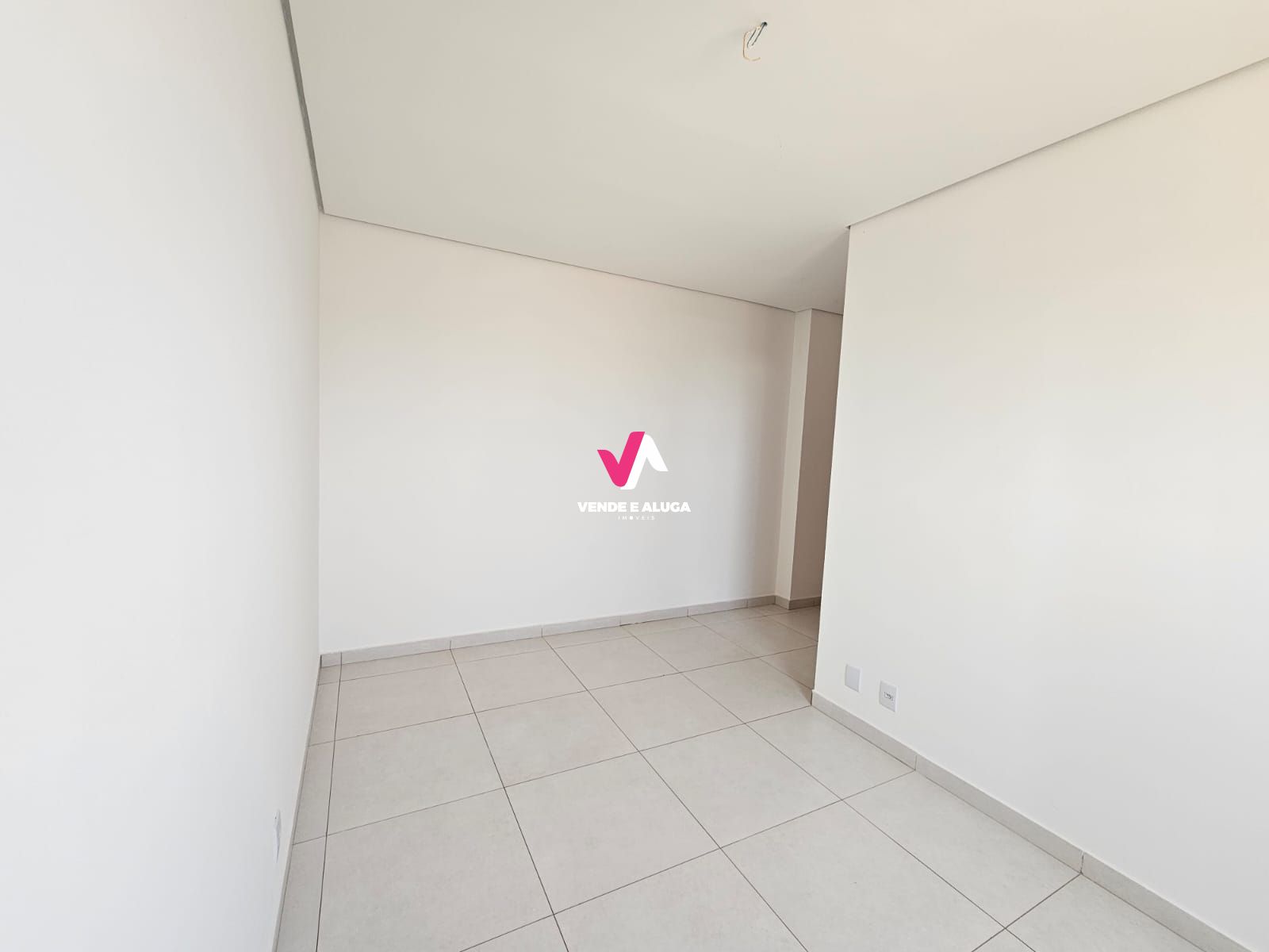 Apartamento à venda com 3 quartos, 84m² - Foto 13