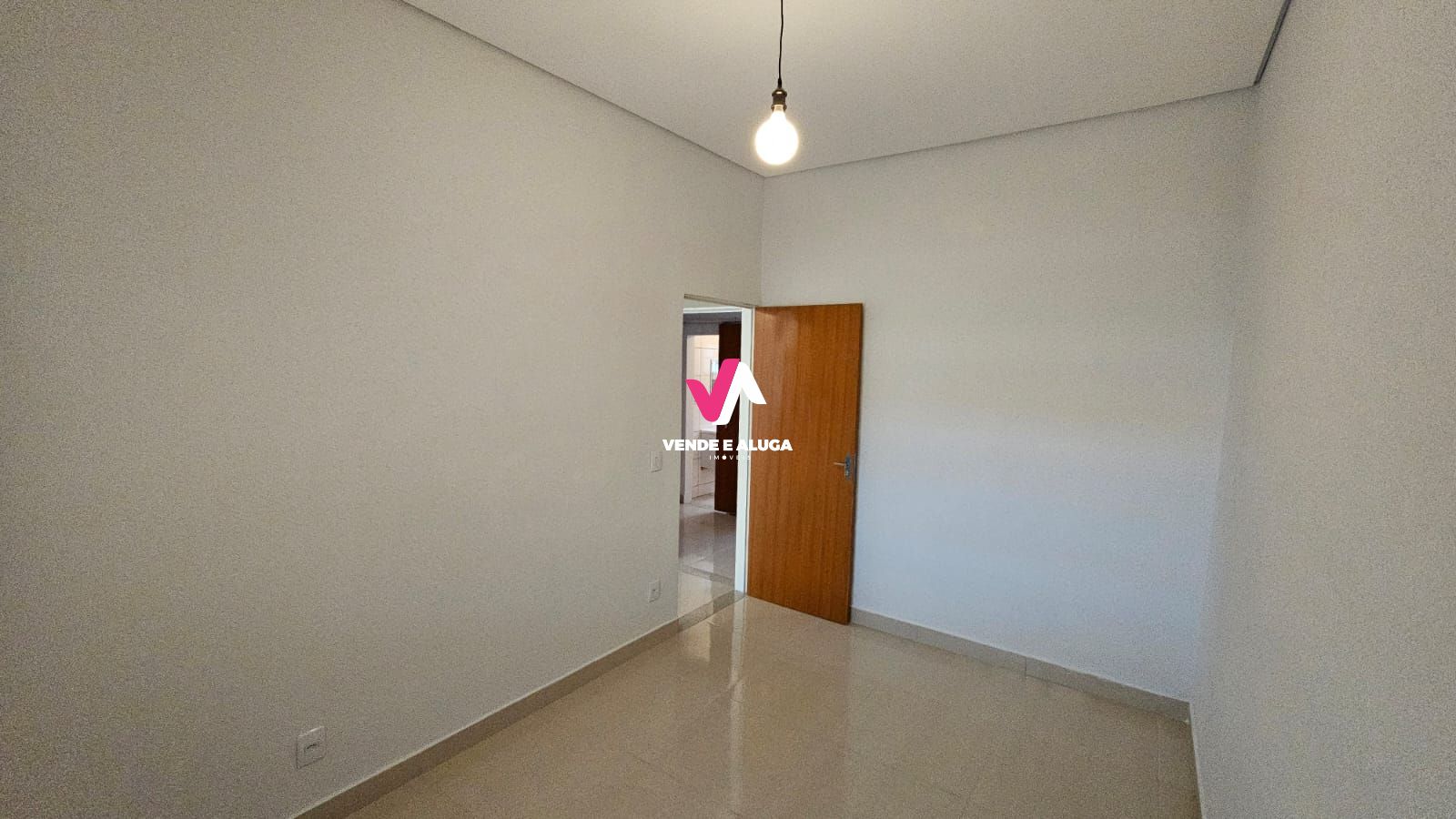 Casa à venda com 3 quartos, 100m² - Foto 9