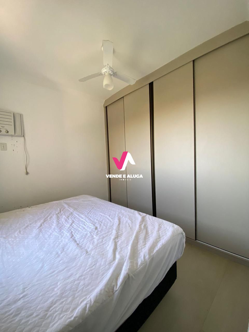 Apartamento à venda com 2 quartos, 59m² - Foto 9