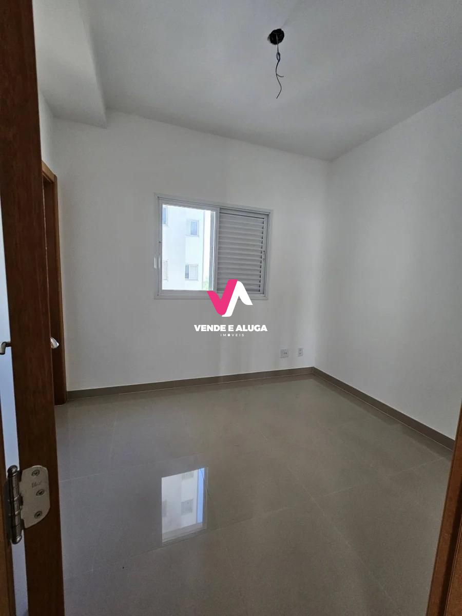 Apartamento à venda com 3 quartos, 114m² - Foto 11