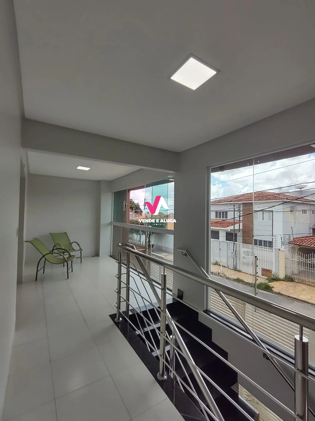 Casa à venda com 5 quartos, 235m² - Foto 7