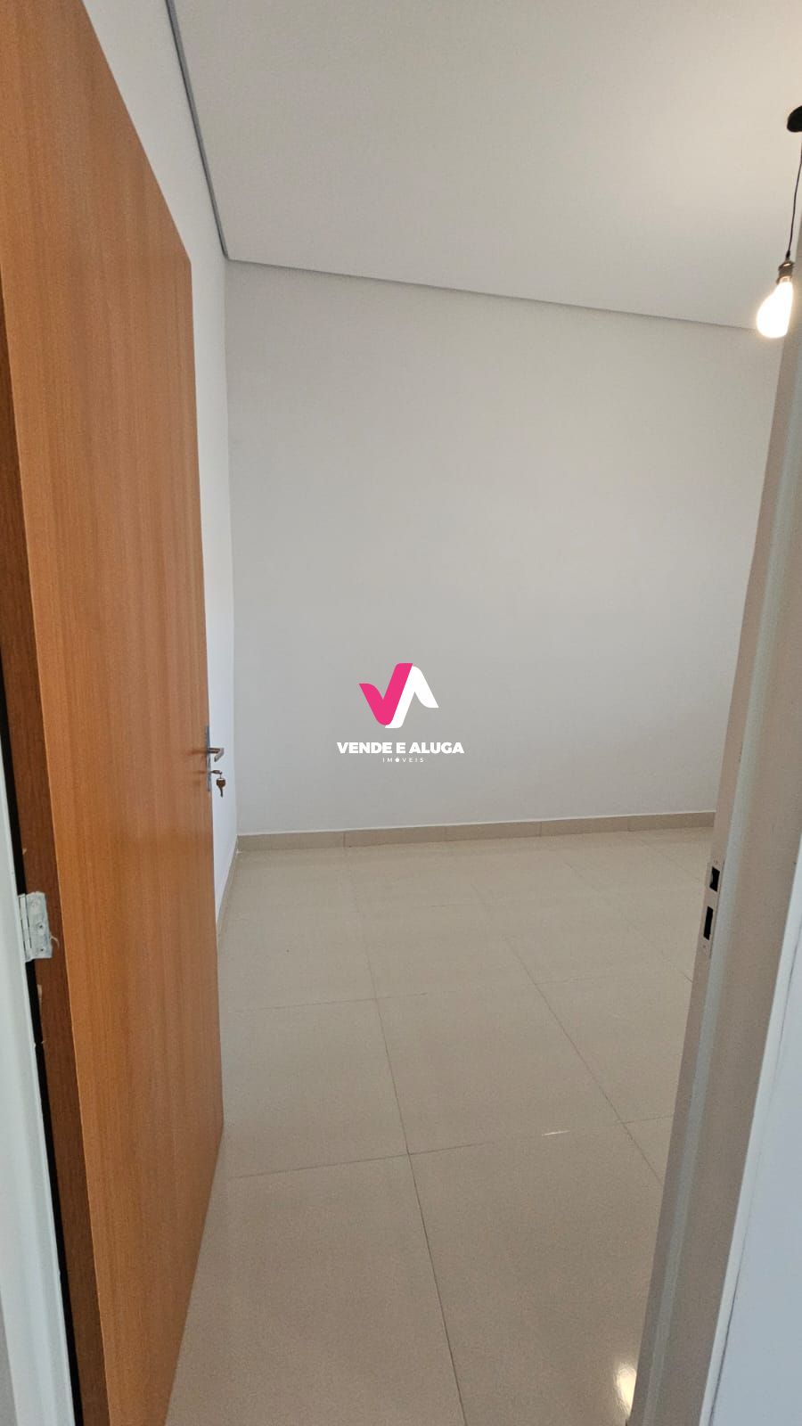 Casa à venda com 3 quartos, 100m² - Foto 8