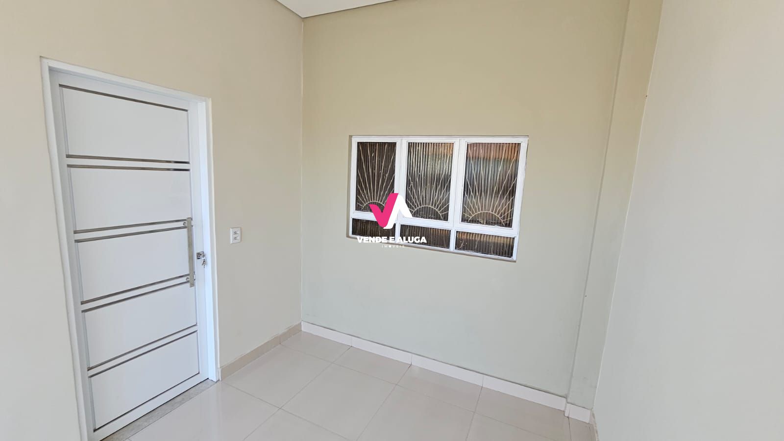 Casa à venda com 3 quartos, 100m² - Foto 5