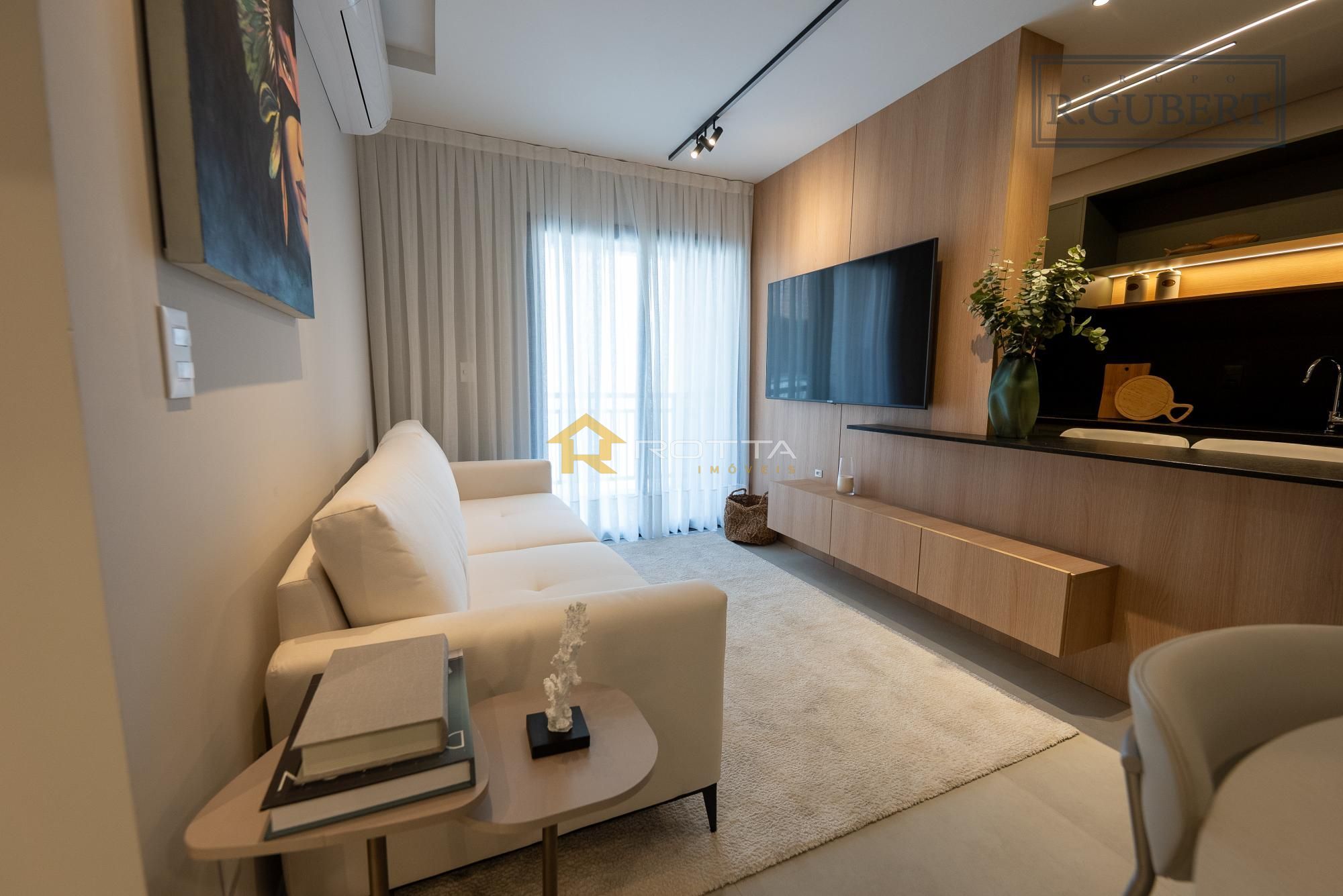 Apartamento com 2 dormitórios e lazer completo na Praia dos Amores