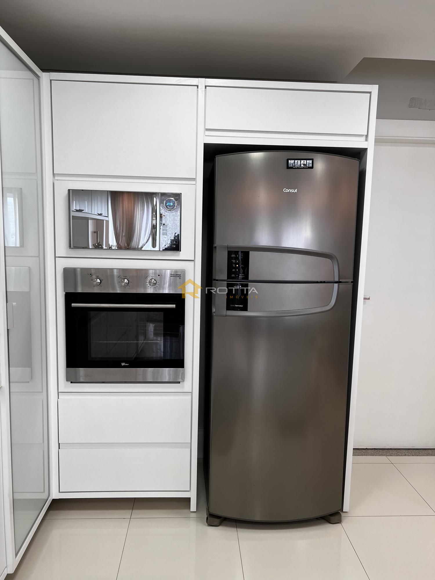 Apartamento para alugar com 3 quartos, 139m² - Foto 10