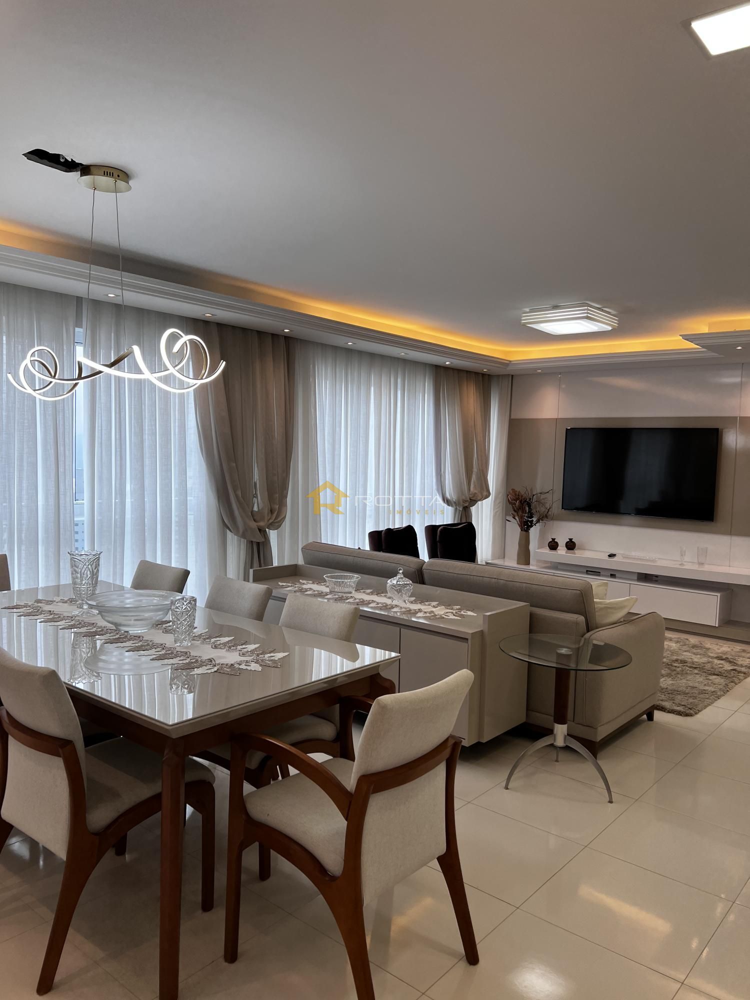 Apartamento para alugar com 3 quartos, 139m² - Foto 5