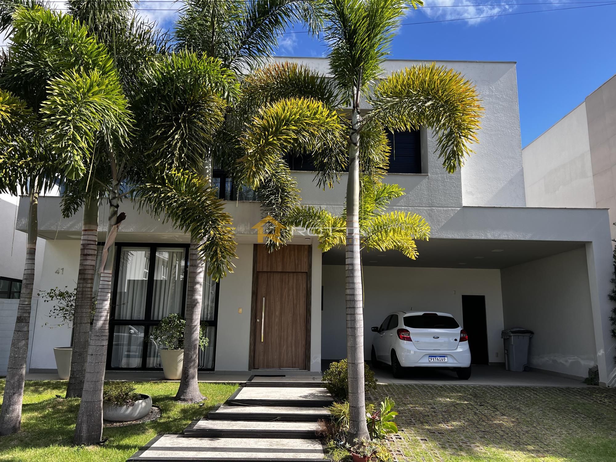 CASA NO CONDOMÍNIO VILLAGIO DA BARRA