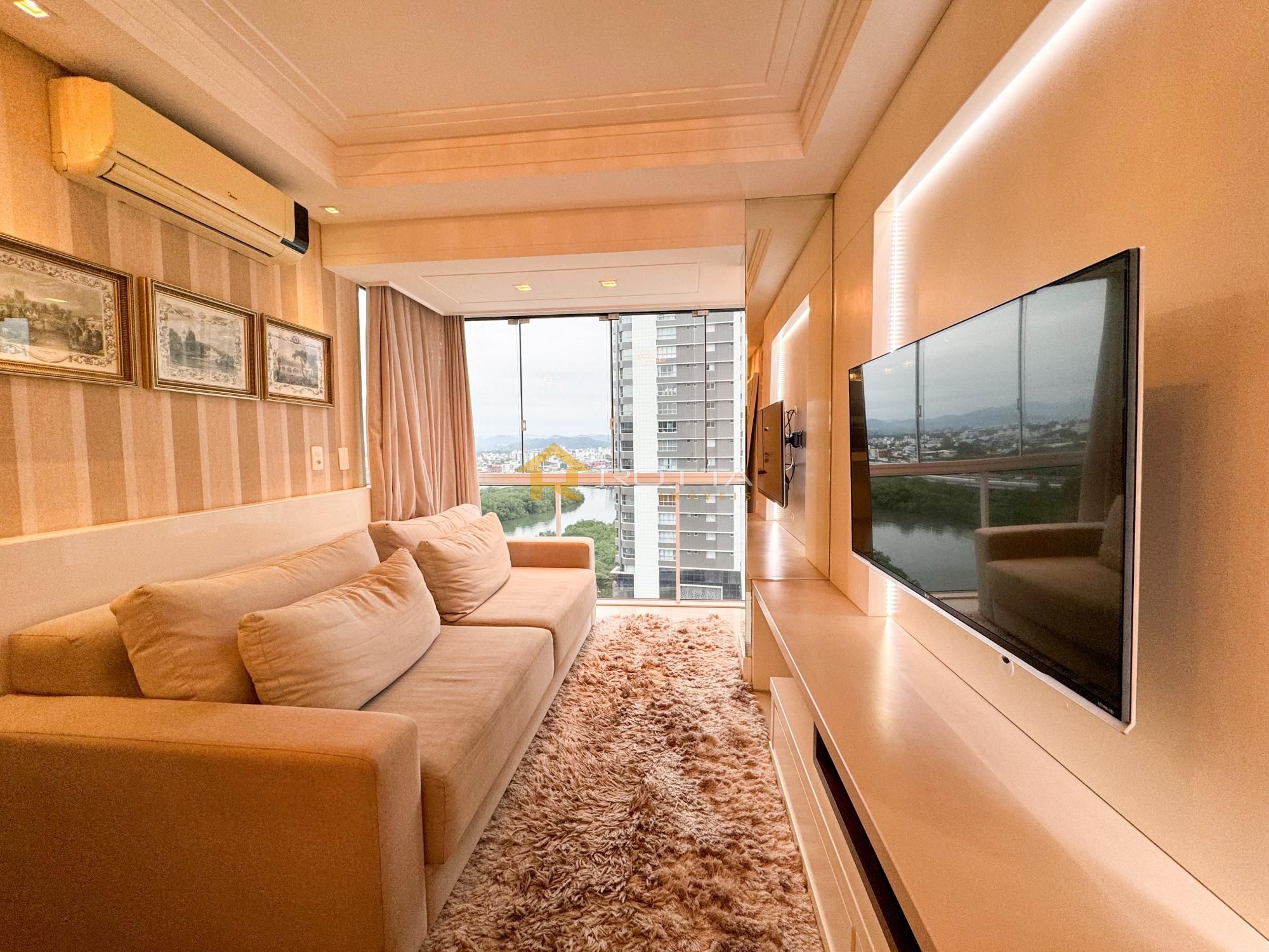 APARTAMENTO MOBILIADO A 100m DA PRAIA NA BARRA SUL