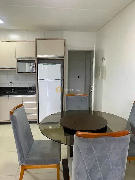 Apartamento para alugar com 2 quartos, 70m² - Foto 6