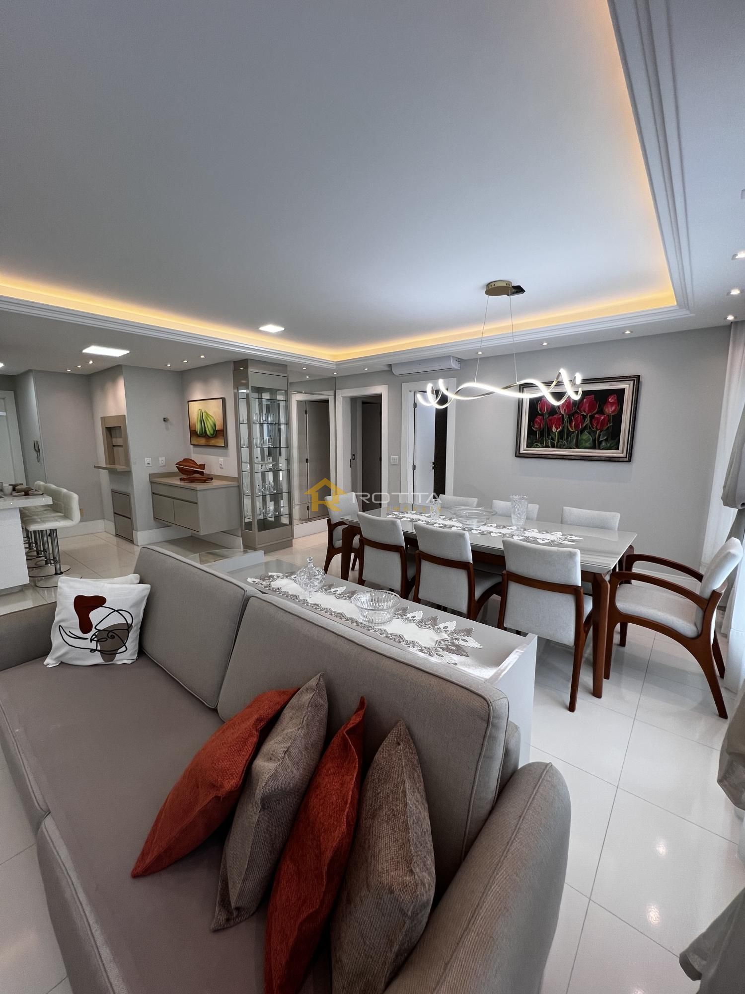 Apartamento para alugar com 3 quartos, 139m² - Foto 15