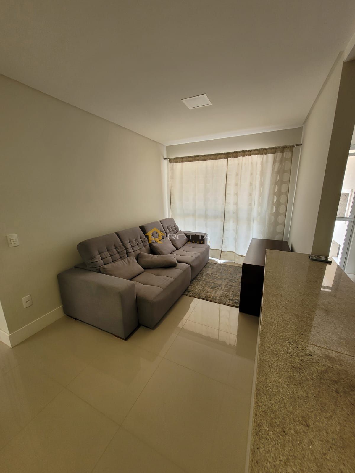 Apartamento para alugar com 2 quartos, 77m² - Foto 7