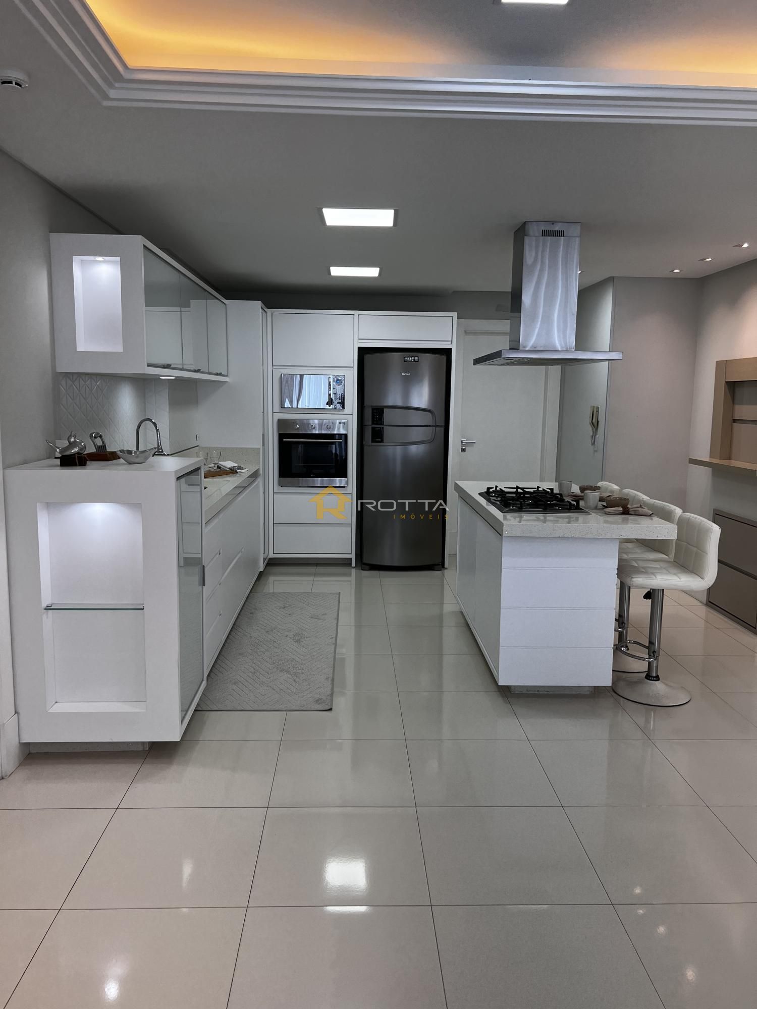 Apartamento para alugar com 3 quartos, 139m² - Foto 7