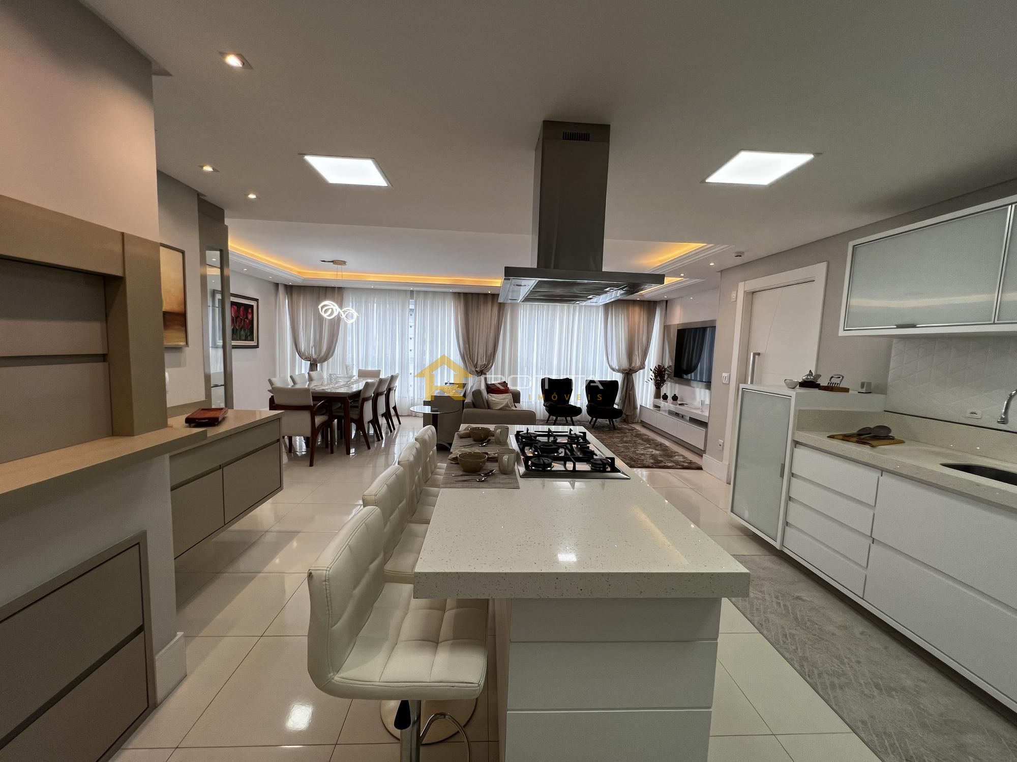 Apartamento para alugar com 3 quartos, 139m² - Foto 12