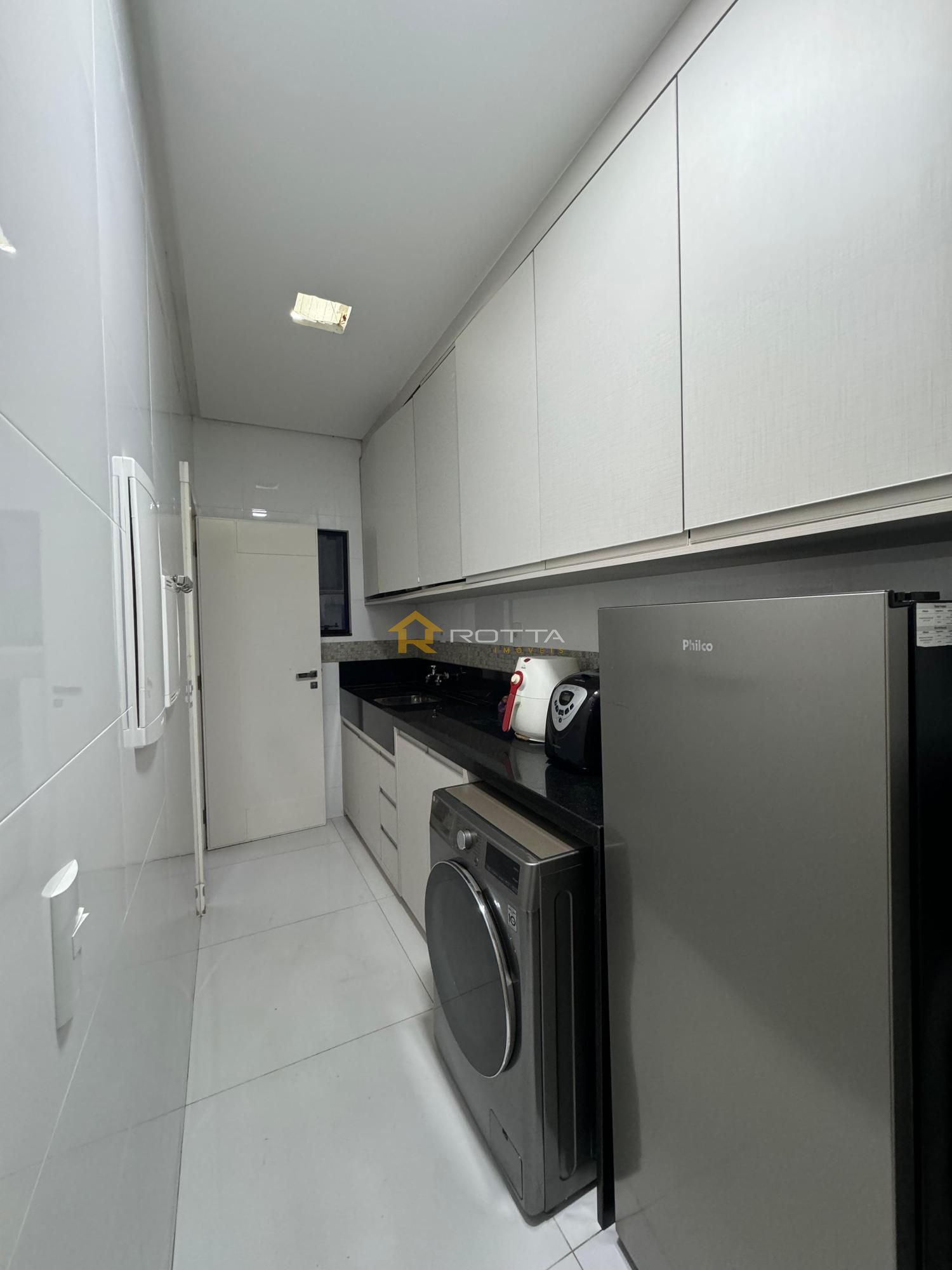 Apartamento para alugar com 3 quartos, 265m² - Foto 5