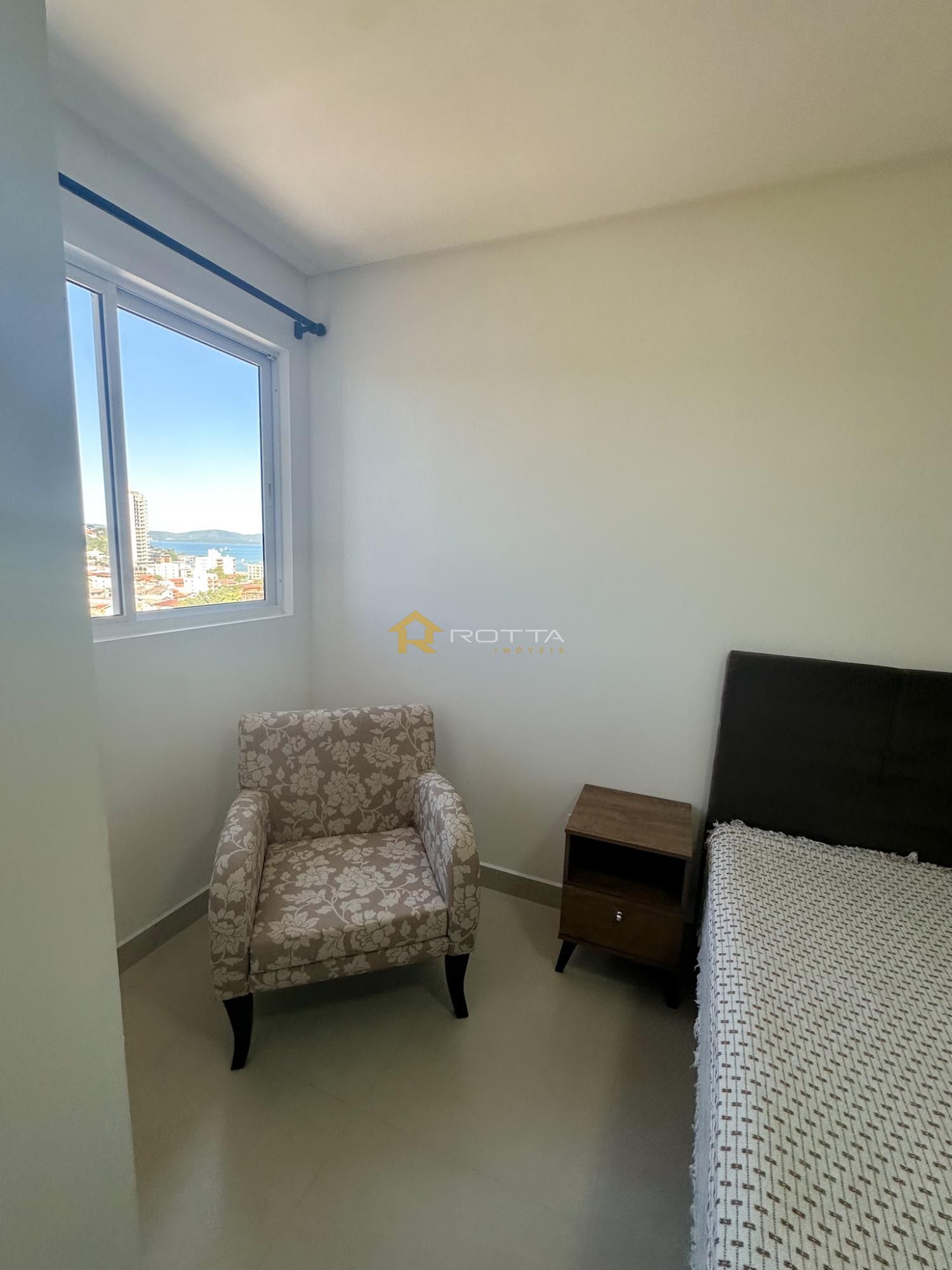 Apartamento para alugar com 2 quartos, 70m² - Foto 10