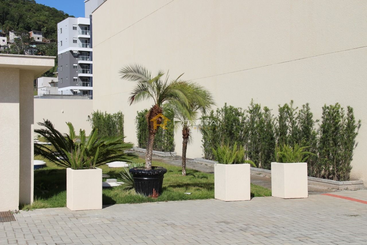 Apartamento para alugar com 2 quartos, 77m² - Foto 33