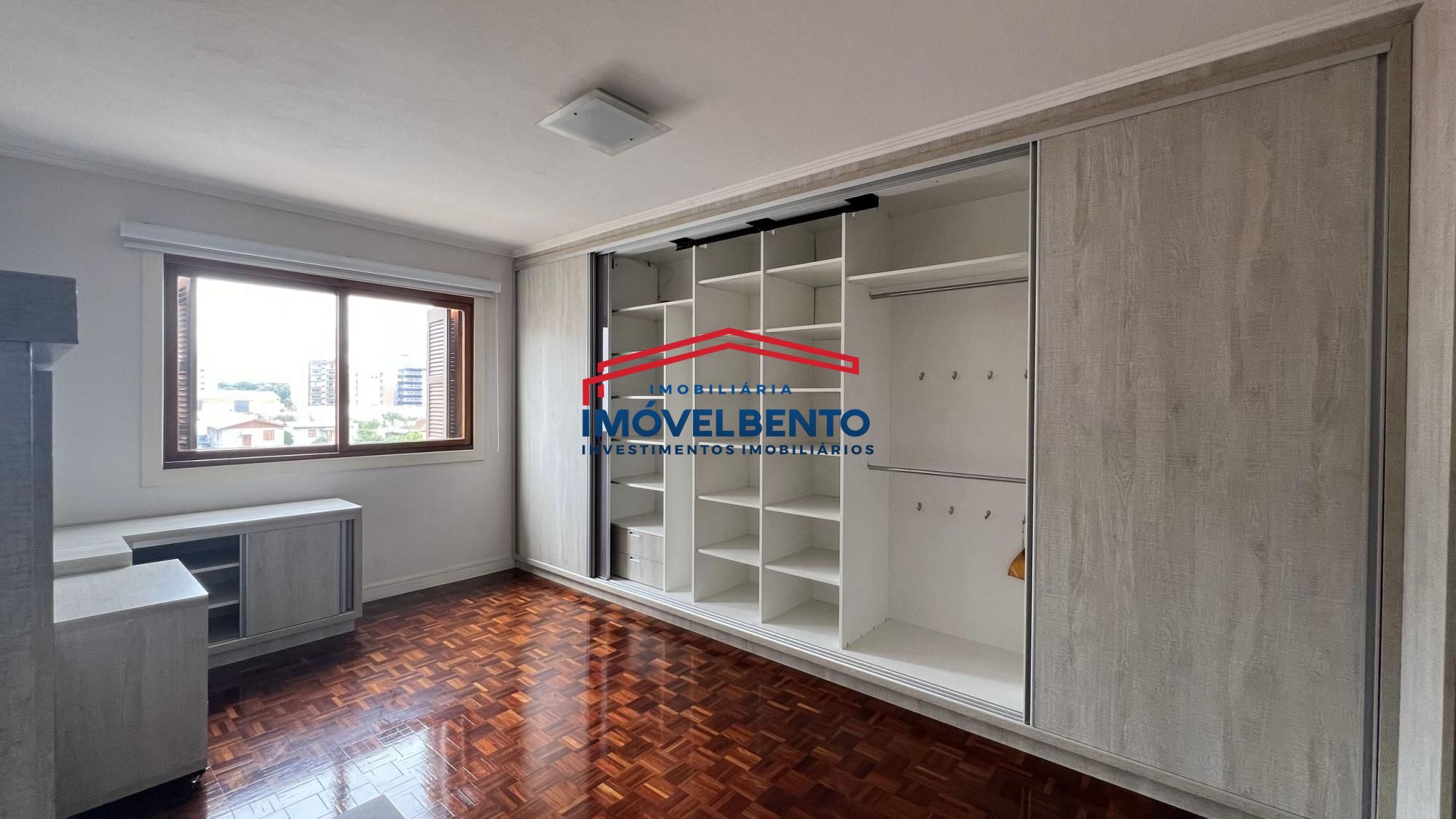 Apartamento à venda com 3 quartos, 122m² - Foto 13