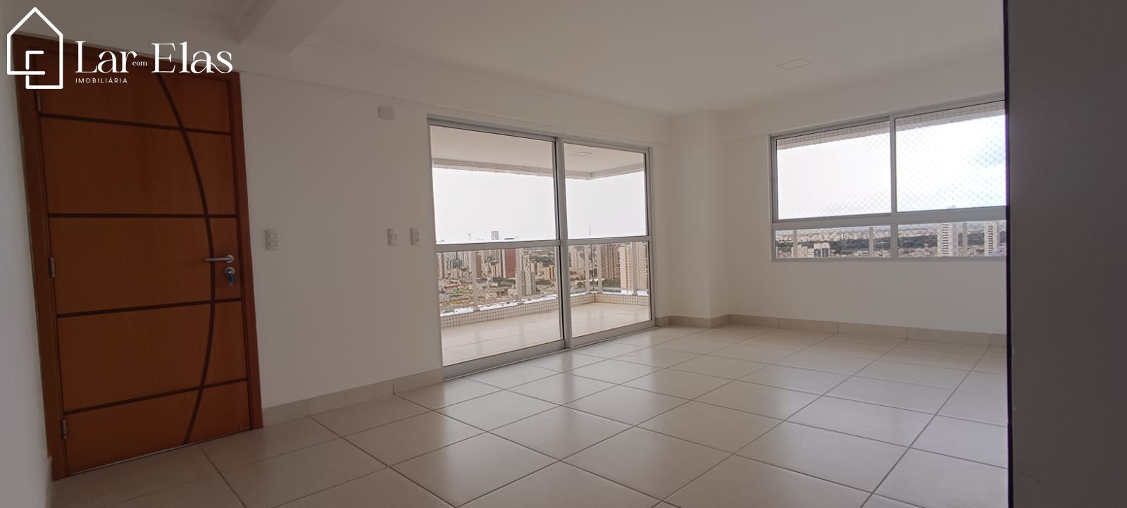 Apartamento à venda com 3 quartos, 140m² - Foto 2