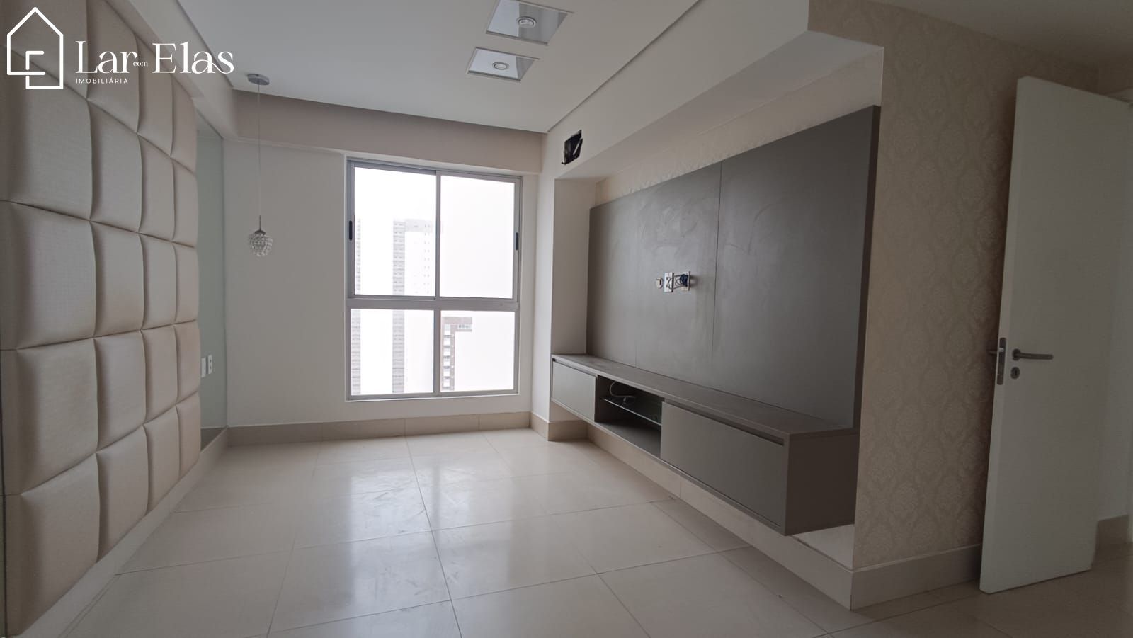 Apartamento à venda com 3 quartos, 136m² - Foto 4