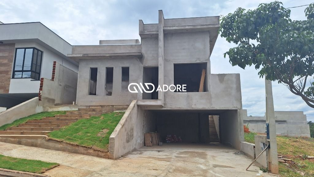 Casa de Condomínio à venda com 3 quartos, 199m² - Foto 1