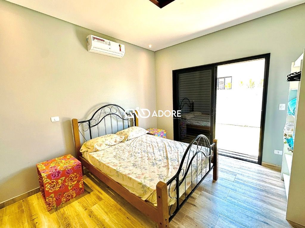 Casa de Condomínio à venda com 4 quartos, 320m² - Foto 16