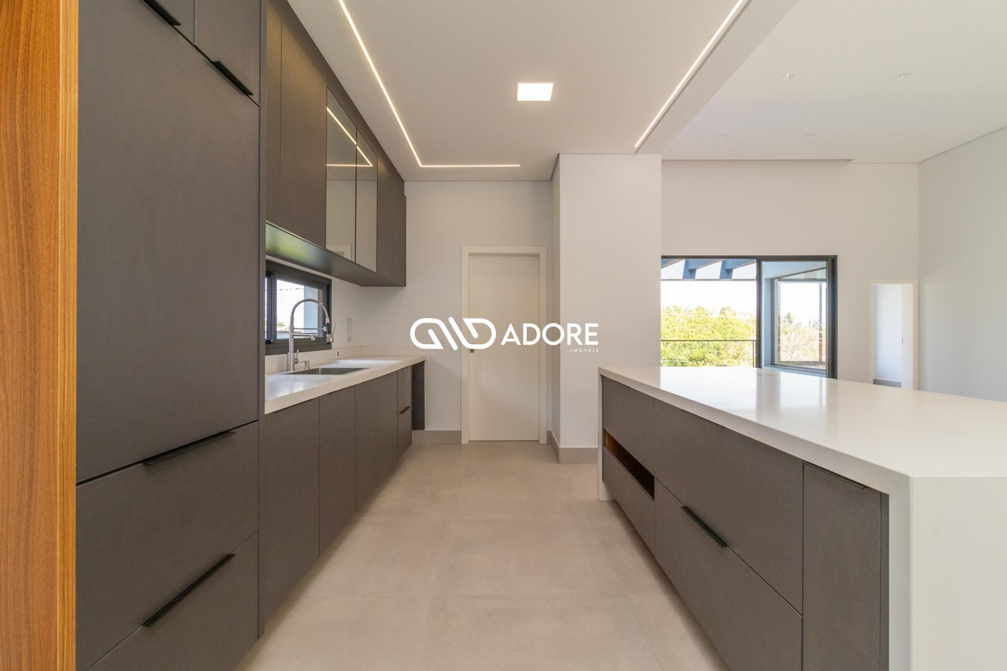 Casa de Condomínio à venda com 4 quartos, 322m² - Foto 14