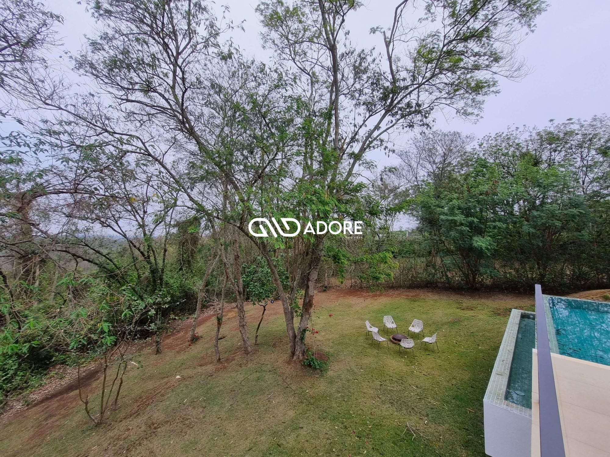 Casa de Condomínio à venda com 3 quartos, 366m² - Foto 4